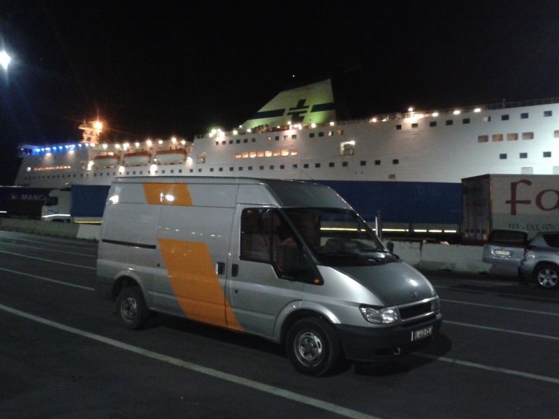 bérelt Ford Transit-tal Szardíniáról bérelhető Ford Transit-tal Szardíniáról