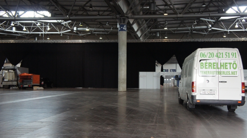 Teherautóval Lipcsében Teherautóval Lipcsében