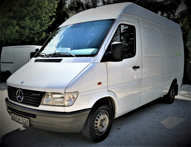 Teherautó bérlés Mercedes Sprinter Teherautó bérlés Mercedes Sprinter