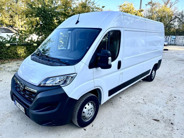 Teherautó bérlés Opel Movano prémium új Opel Movano Prémium Új premium teherautó