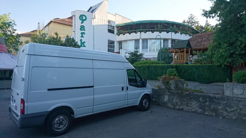 Rendezvényhez bérelt teherautó Bérelt teherautó